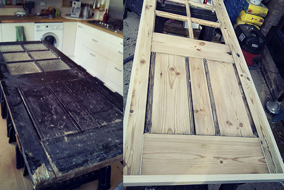 Esta puerta fue comprada en un mercadillo por 1£. Aprovechando el potencial de esta antigua y desmejorada puerta, se realizó una restauración dándole una merecida segunda oportunidad. De esta manera, donde una puerta que dio servicio a un hogar y que ya se daba por perdida, volvió a entrar en funcionamiento continuando su historia y formando parte de una nueva familia.